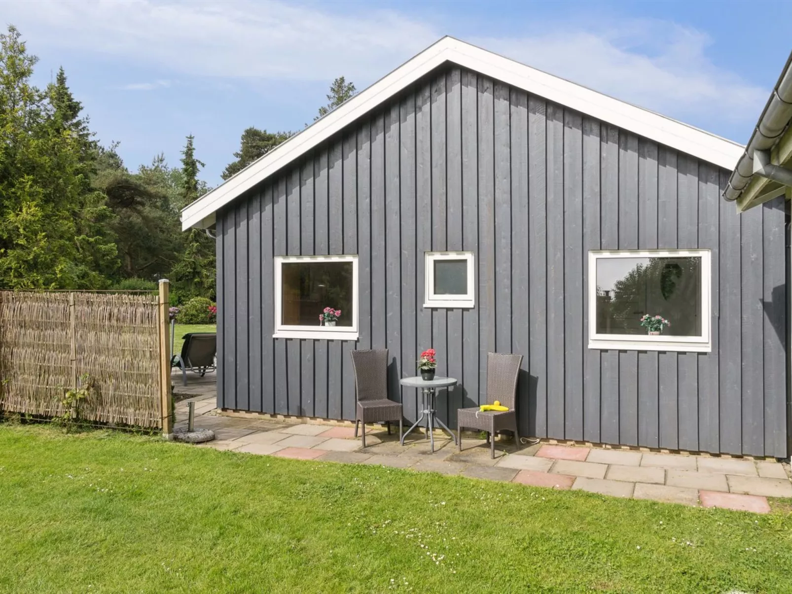 "Locan" - 1.2km from the sea-Buiten