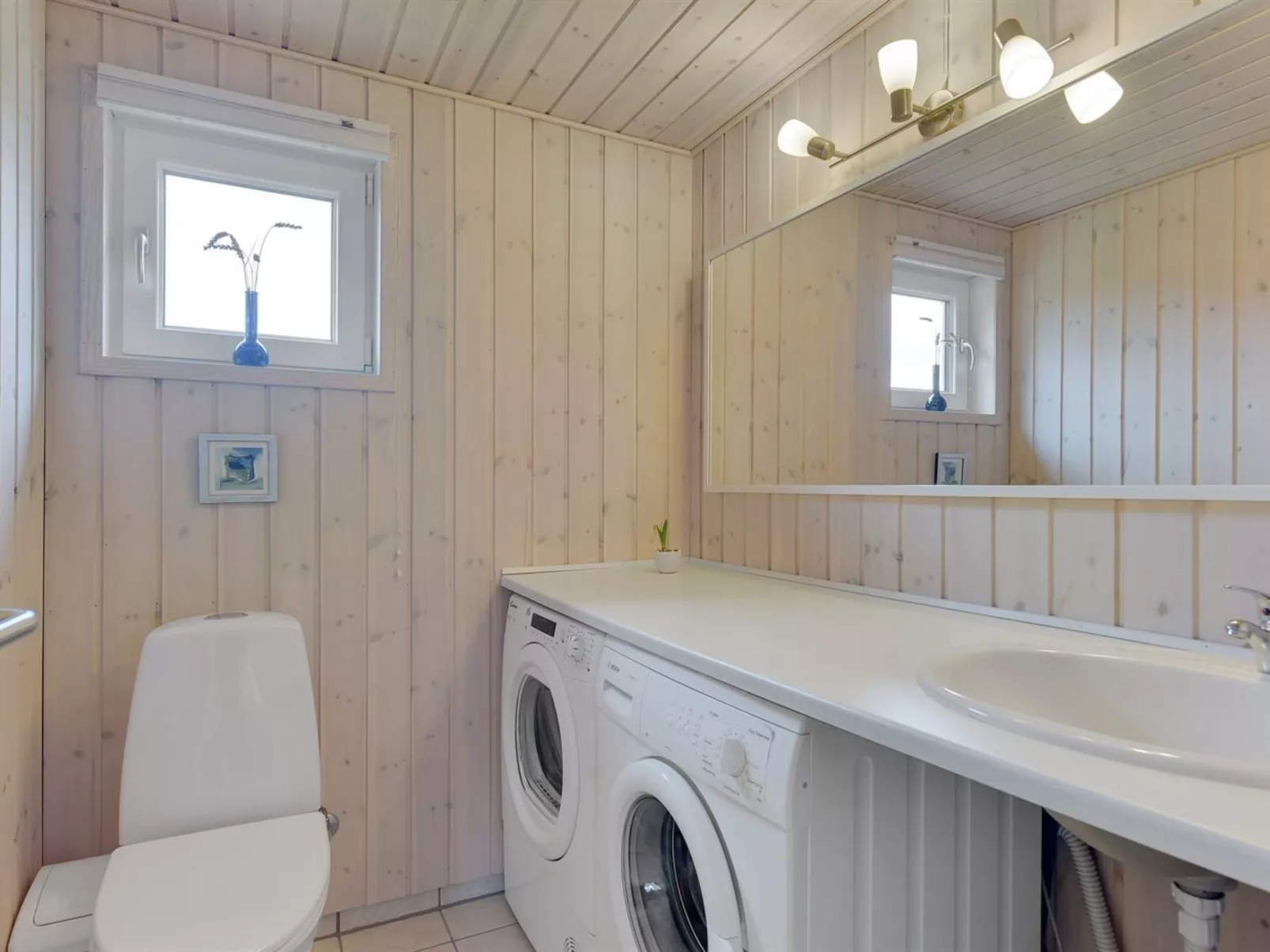 "Darja" - 300m from the sea-Binnen