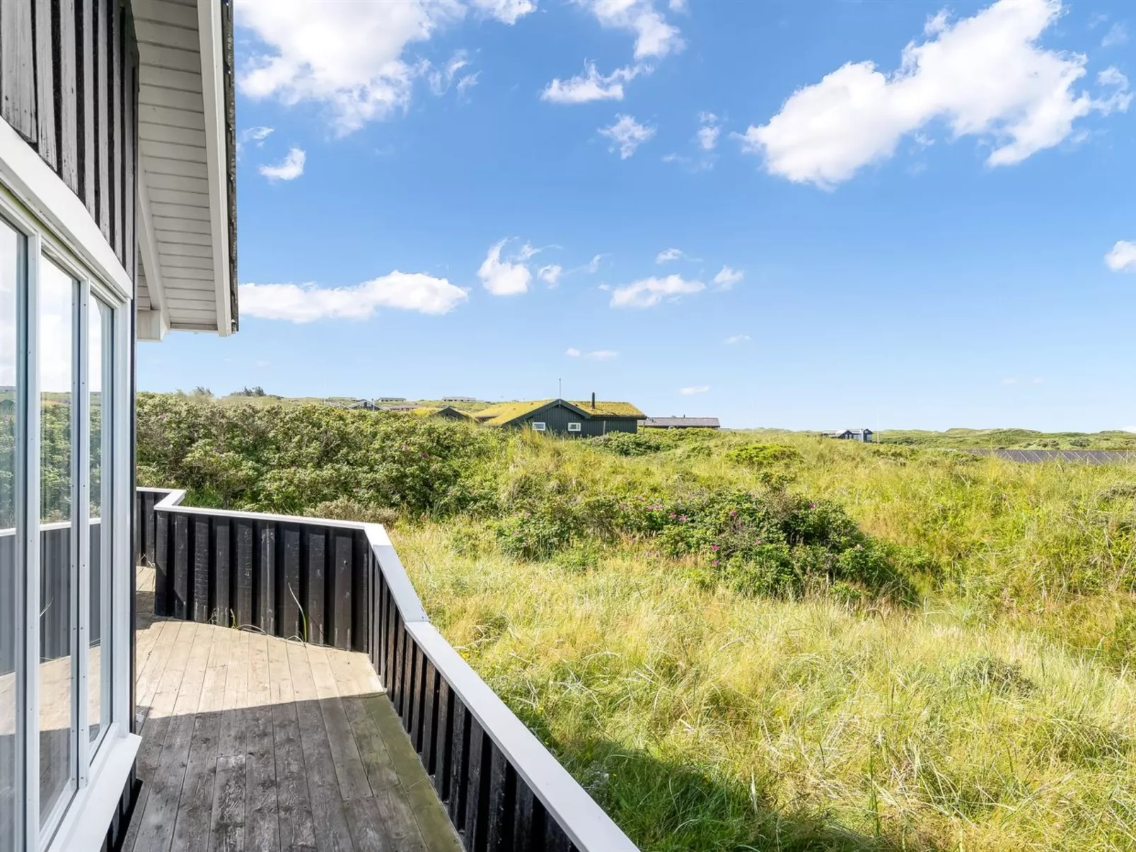 "Kasperi" - 250m from the sea-Buiten