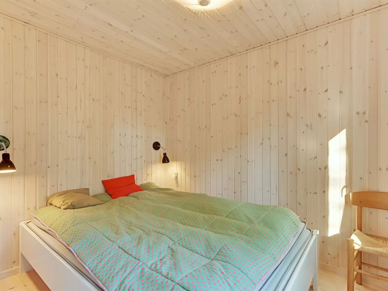 "Vaula" - 200m from the sea-Binnen