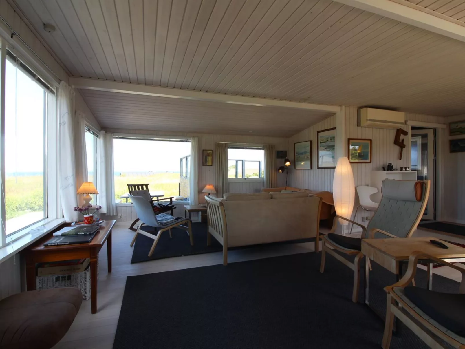 "Ellynor" - 200m from the sea-Binnen