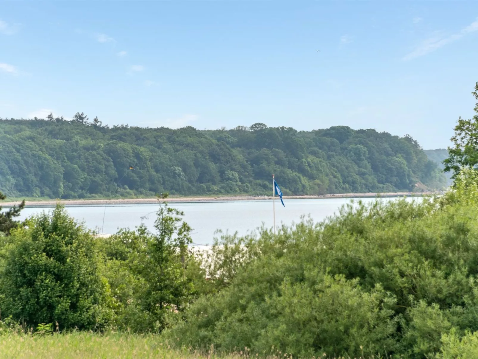 "Ellyn" - 500m from the sea-Buiten