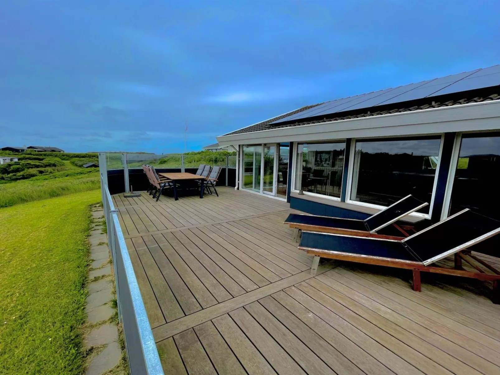 "Alfhild" - 297m from the sea-Buiten