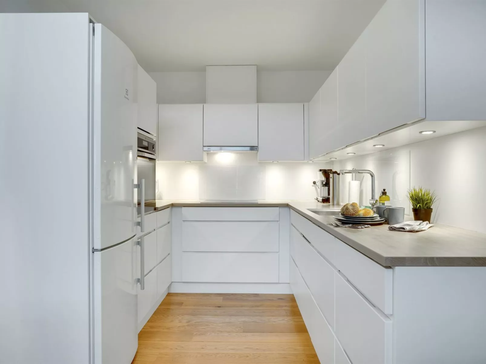 "Pekka" - 50m from the sea-Binnen