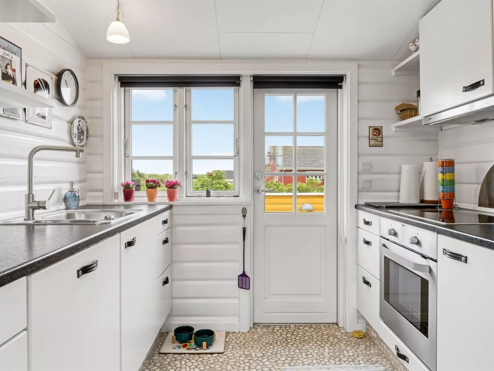 "Kristiarn" - 325m from the sea-Binnen