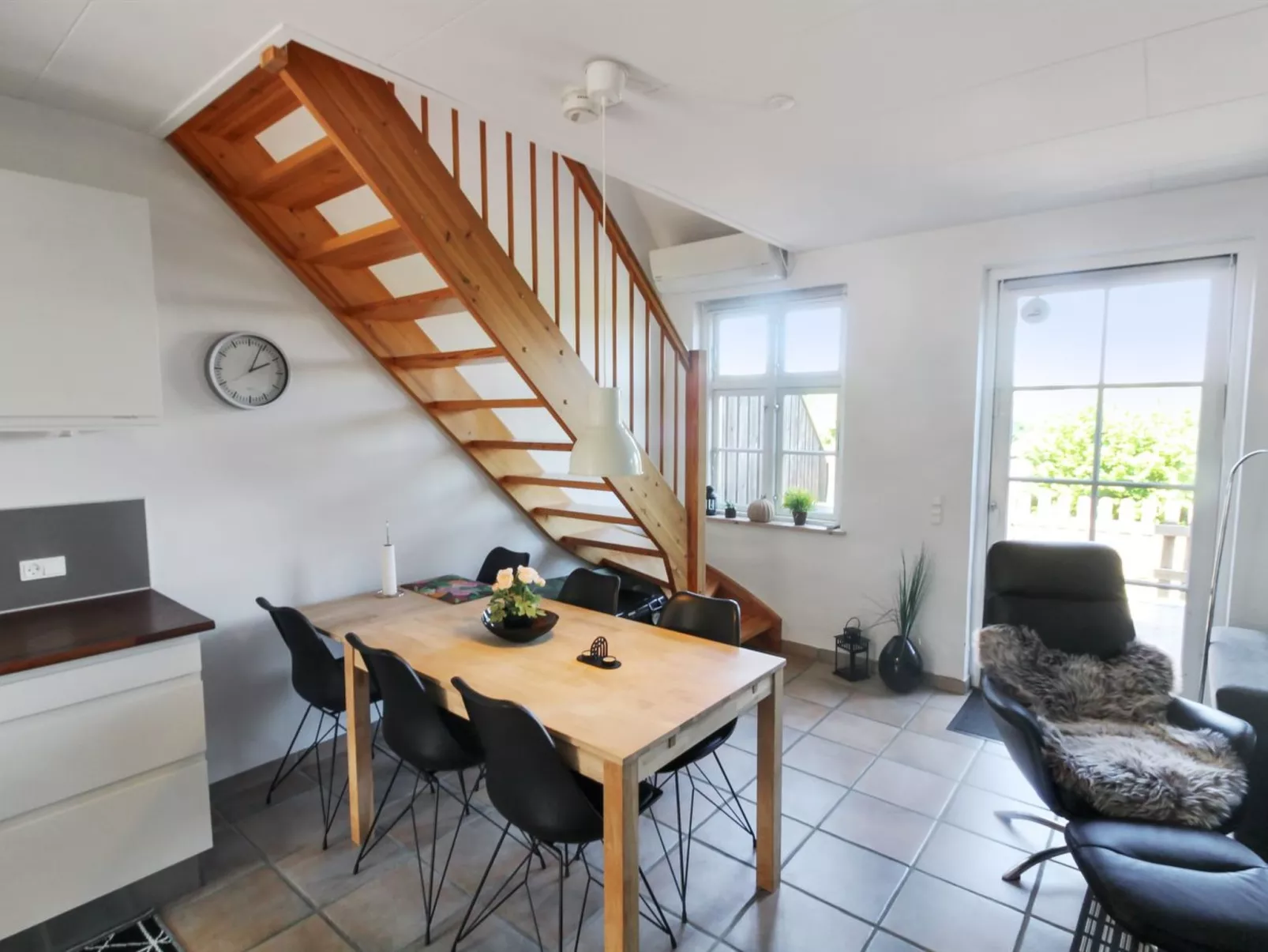 "Karoline" - 6km from the sea-Binnen