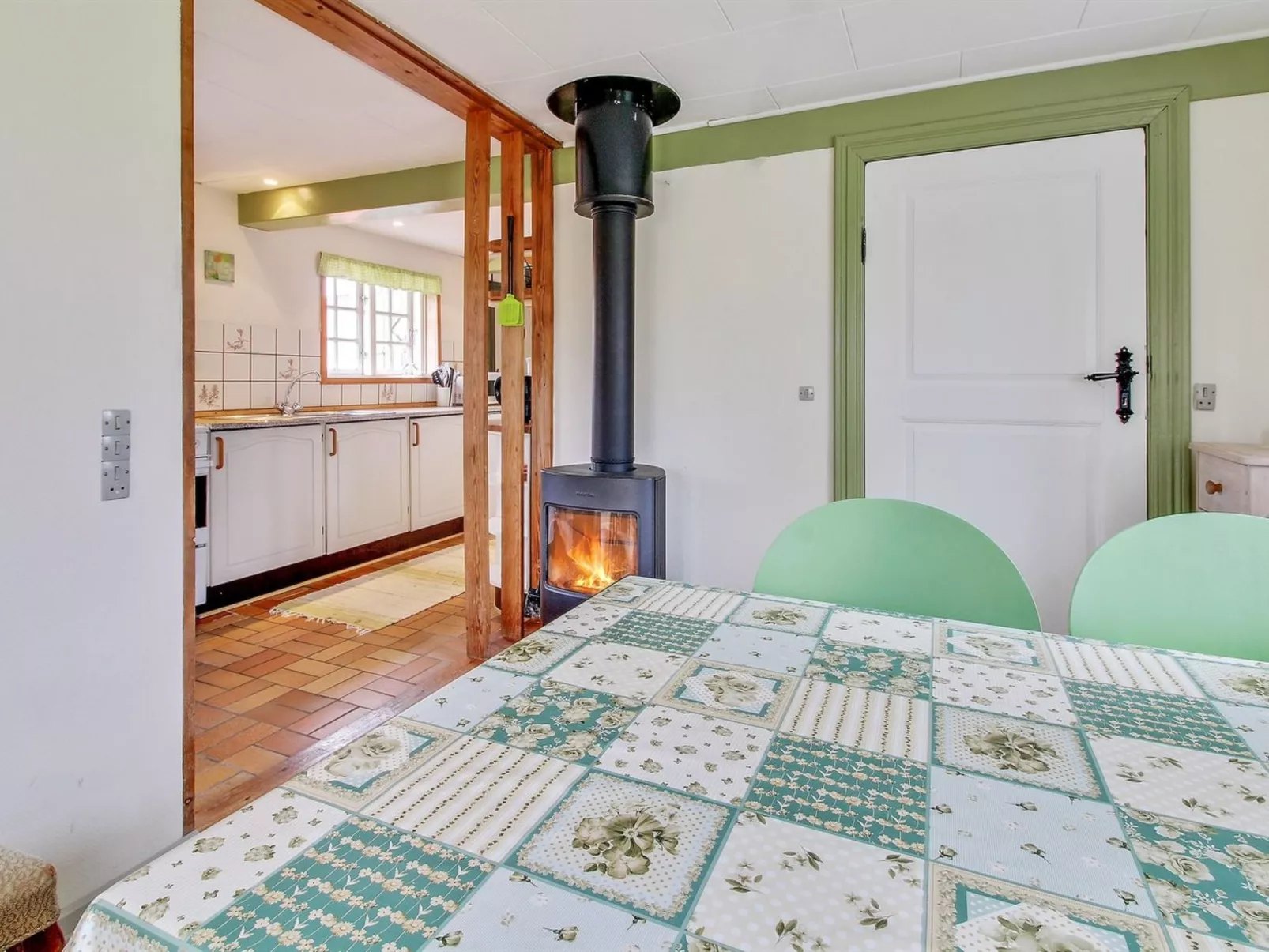 "Eduard" - 4.3km from the sea-Binnen