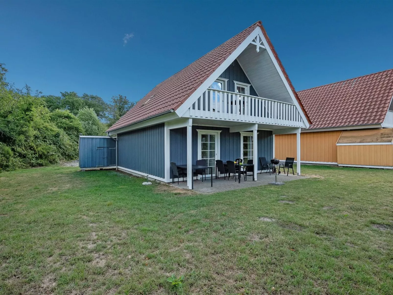 "Fausta" - 150m to the fjord-Buiten