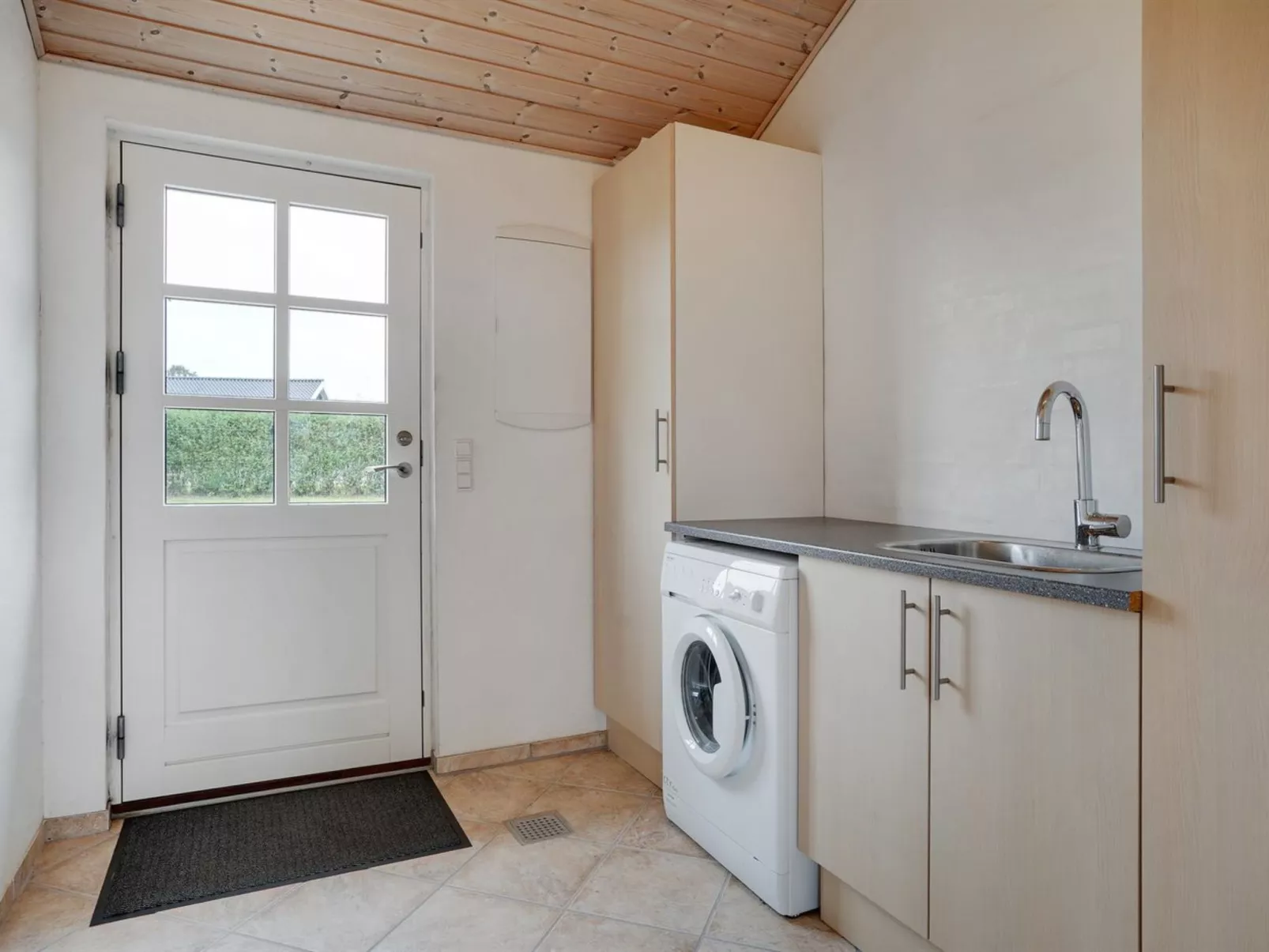 "Kimi" - 800m from the sea-Binnen