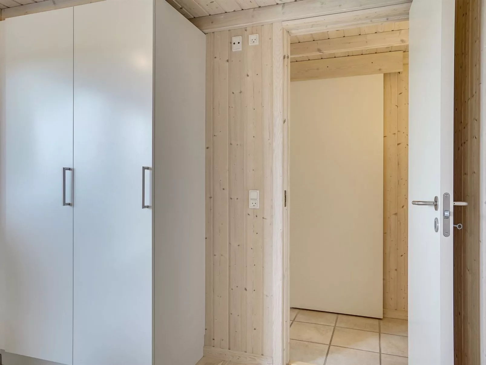 "Joella" - 200m from the sea-Binnen