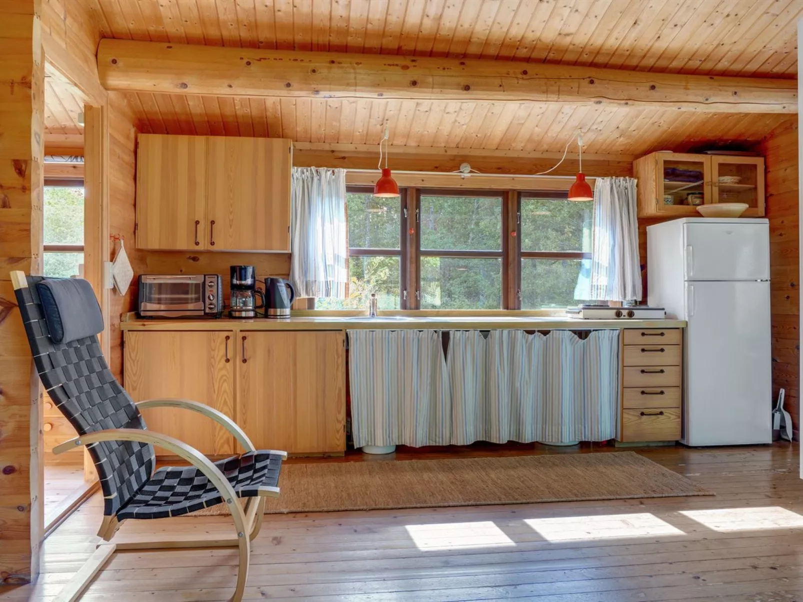 "Beatrix" - 700m from the sea-Binnen