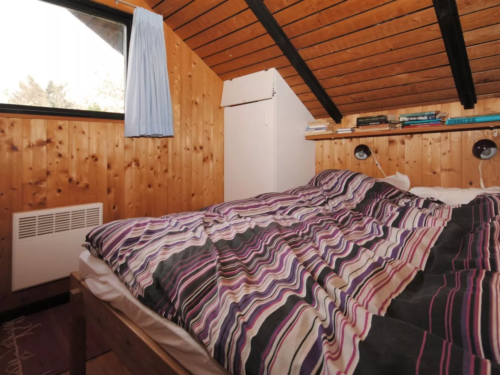 "Deni" - 4km from the sea-Binnen