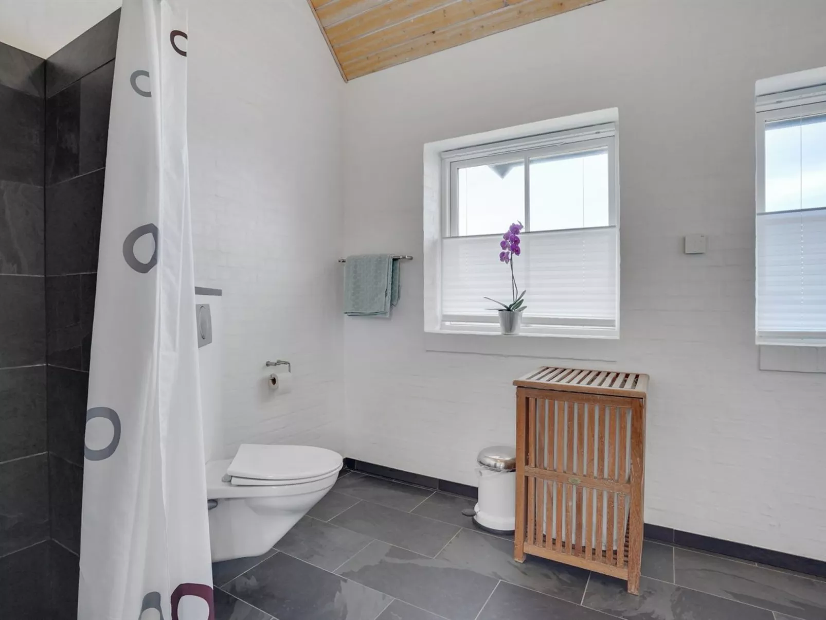 "Galin" - 200m from the sea-Binnen