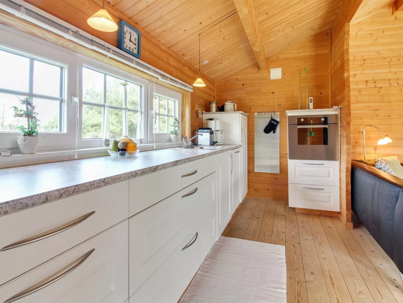 "Ulvi" - 300m to the fjord-Binnen