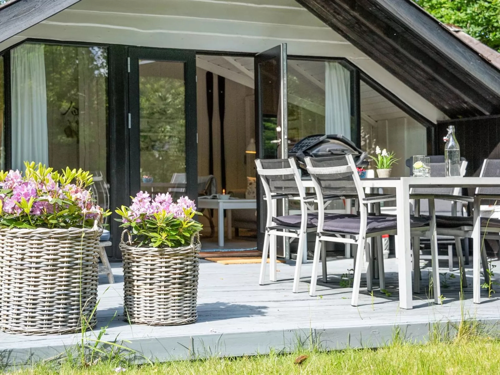 "Alika" - 200m to the fjord-Buiten