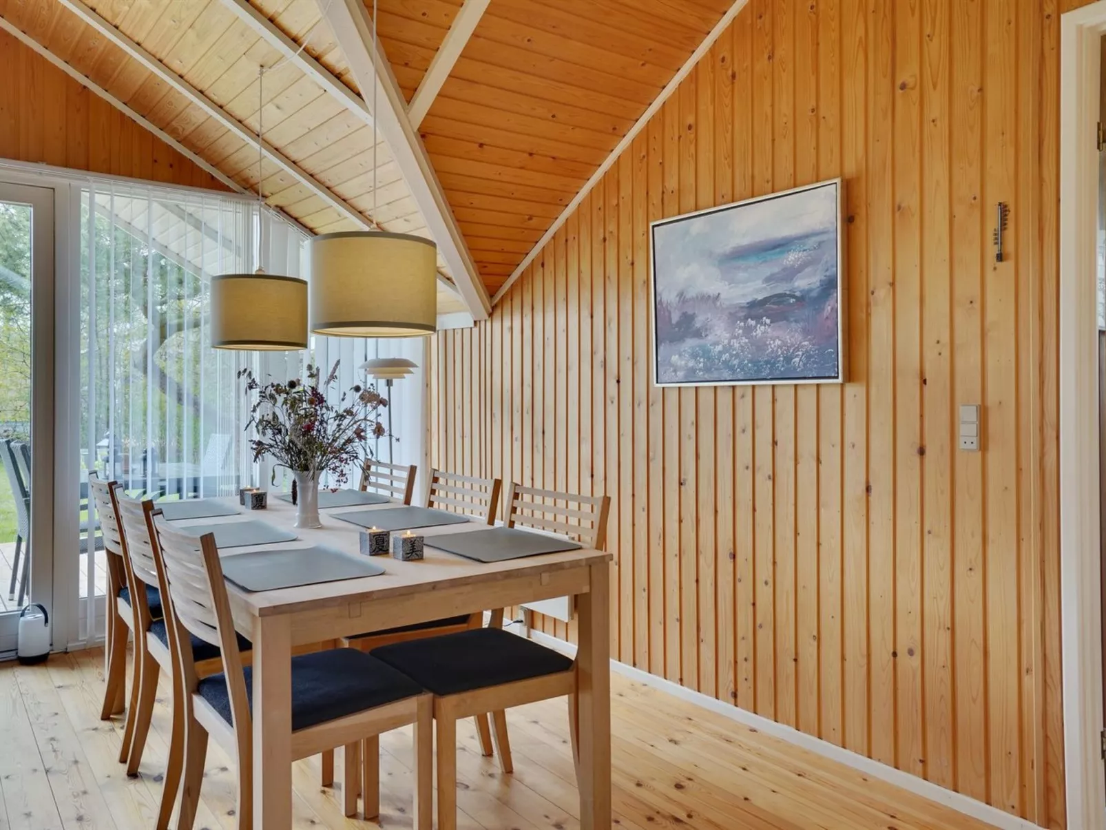 "Norna" - 300m from the sea-Binnen