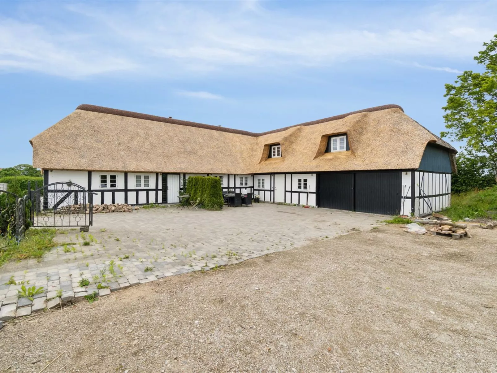 "Thessa" - 900m from the sea-Buiten