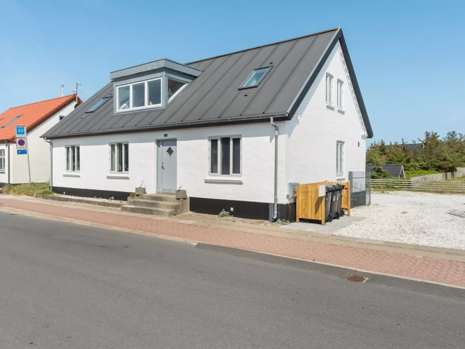 "Thilla" - 100m from the sea-Buiten