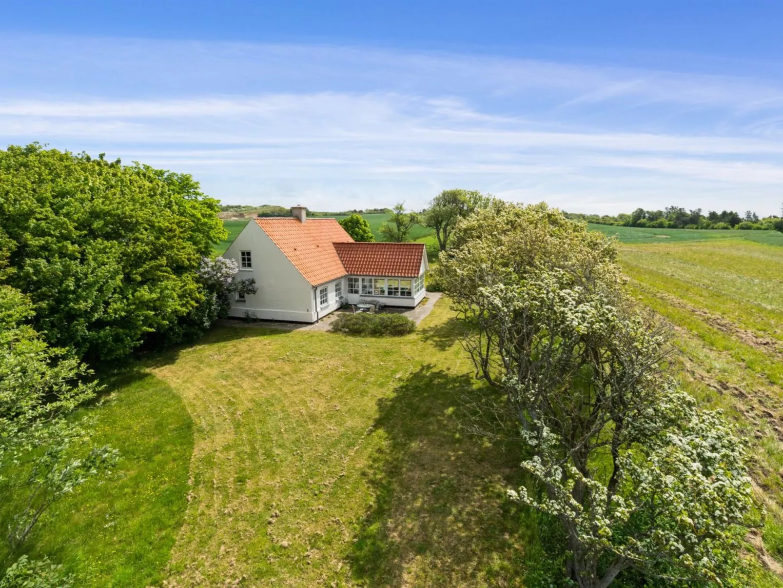 "Althea" - 750m to the fjord-Buiten