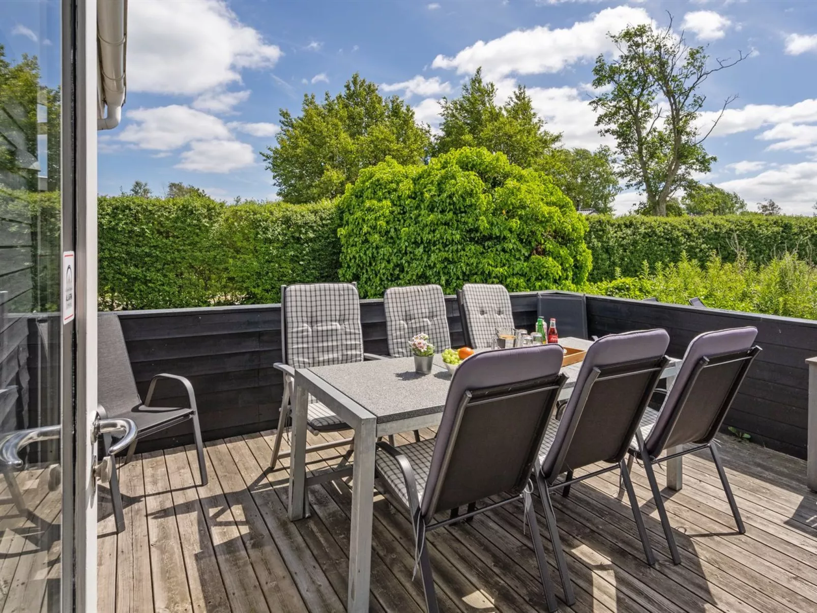 "Edel" - 650m from the sea-Buiten