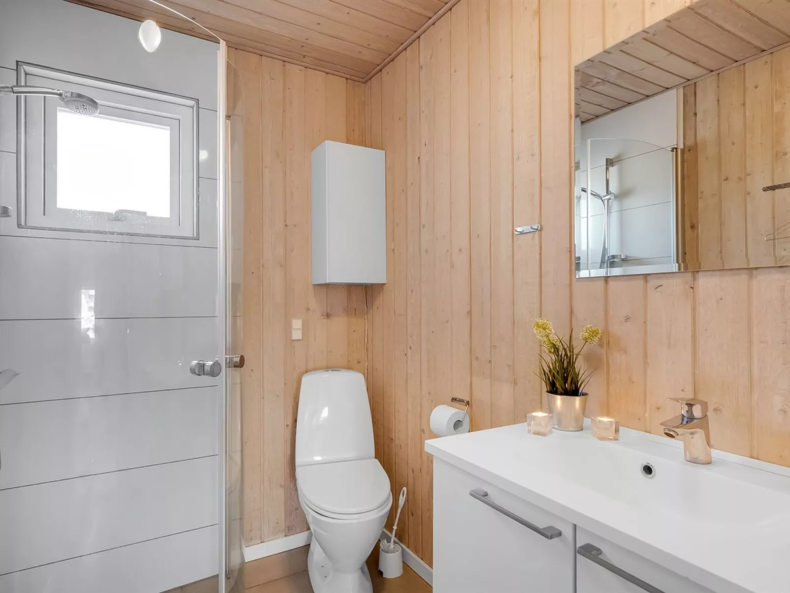 "Janni" - 250m from the sea-Binnen