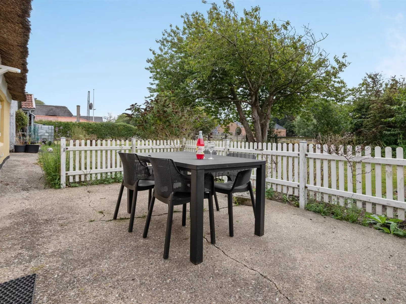 "Miko" - 19km from the sea-Buiten