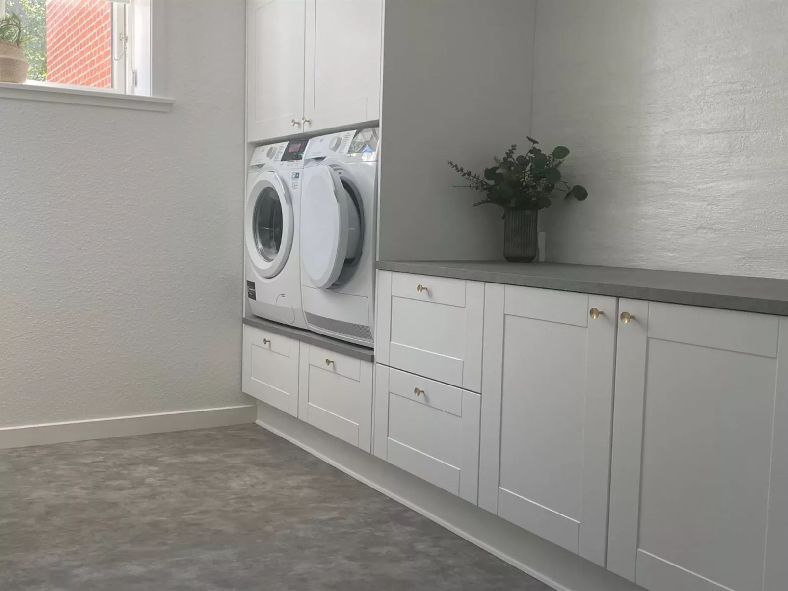 "Urs" - 200m from the sea-Binnen