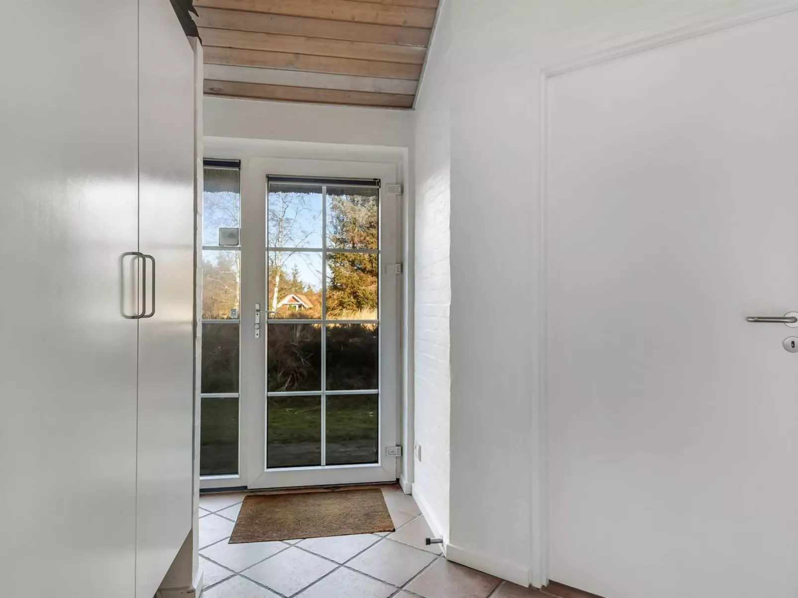 "Ingmund" - 2km from the sea-Binnen