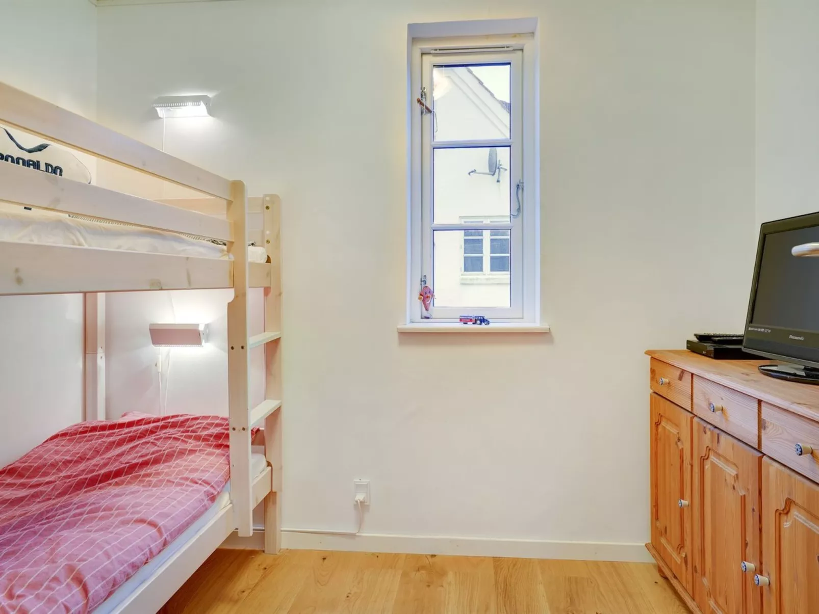 "Sofine" - 250m from the sea-Binnen