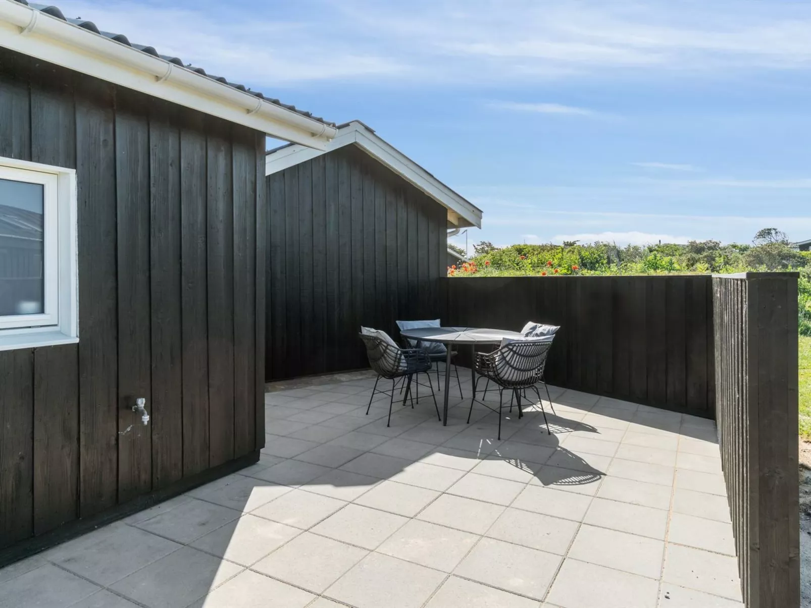 "Edlef" - 279m from the sea-Buiten