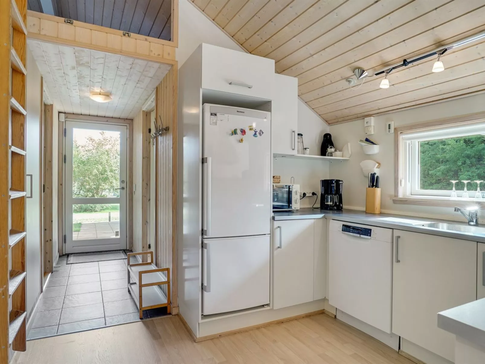 "Agved" - 1.5km from the sea-Binnen