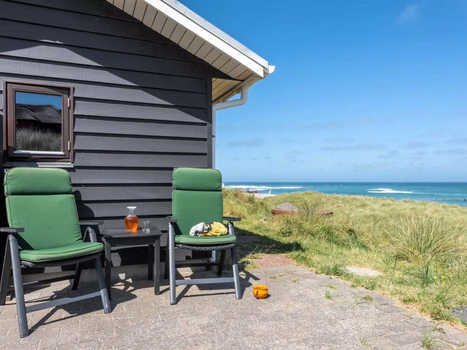 "Arngrim" - 100m from the sea-Buiten