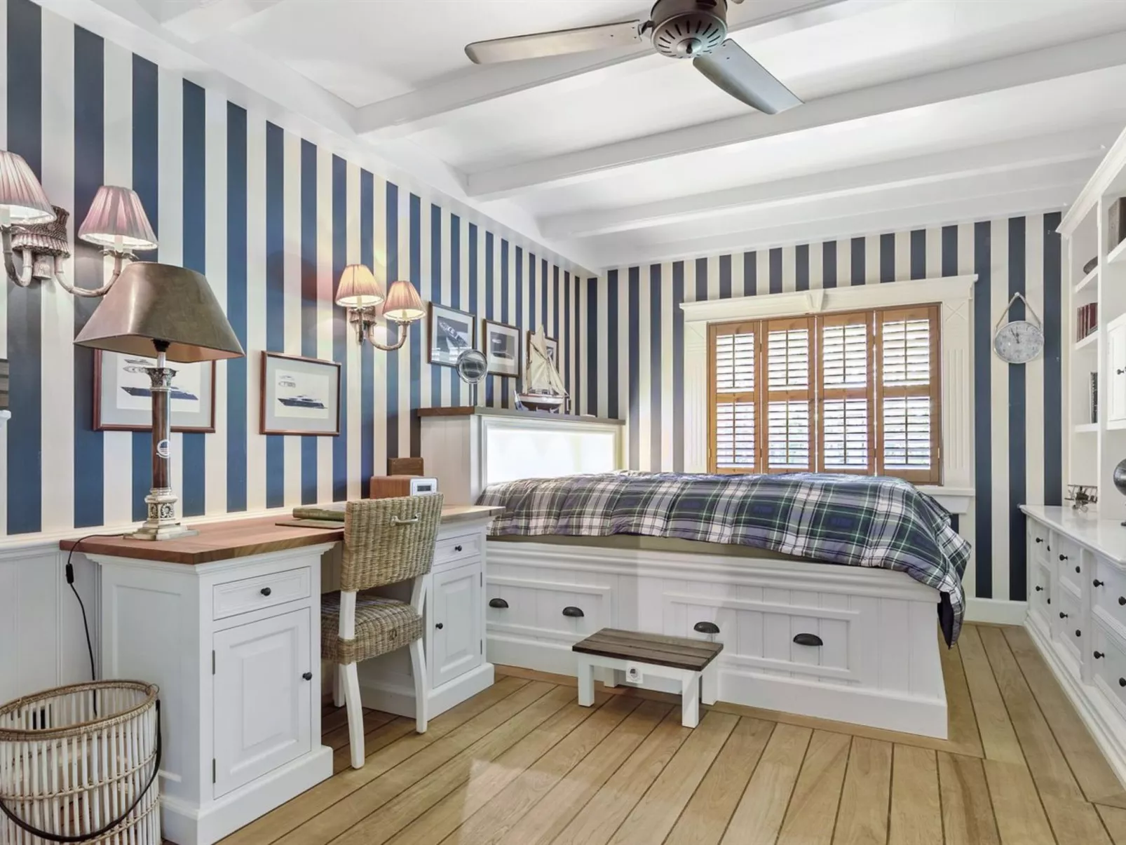 "Titia" - 1.2km to the fjord-Binnen