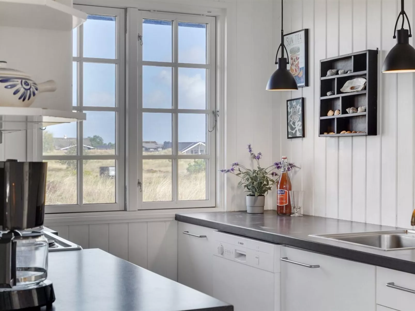 "Aleksi" - 500m from the sea-Binnen