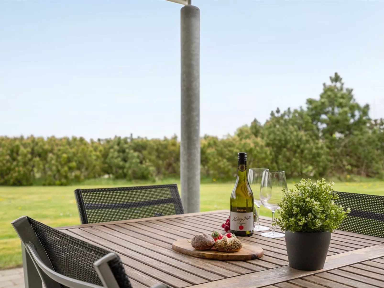 "Amundi" - 3.8km from the sea-Buiten