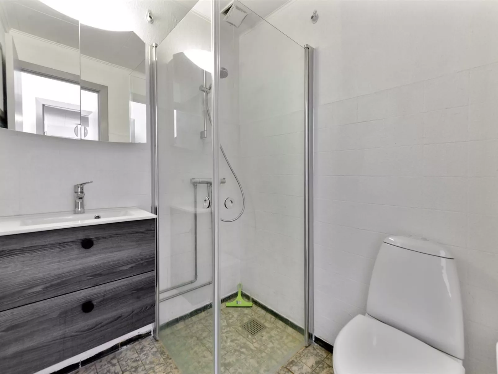 "Sylvie" - 1.5km from the sea-Binnen