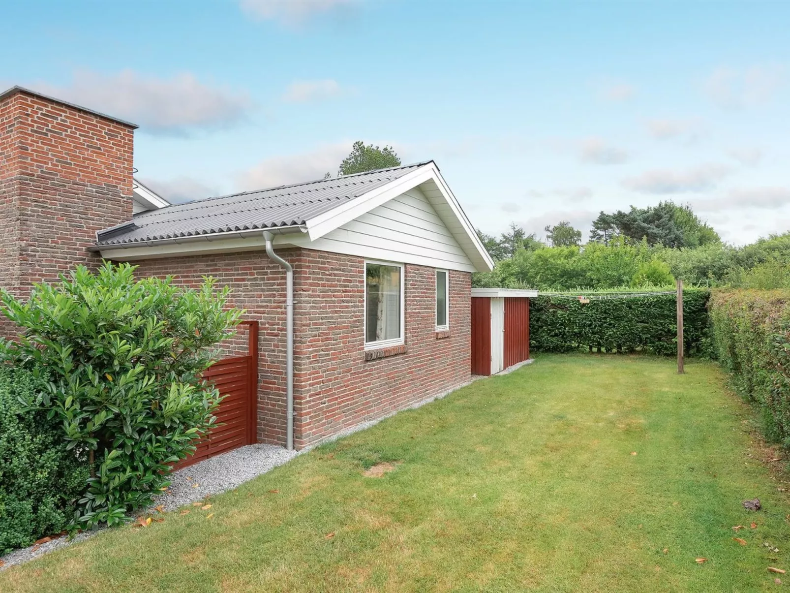 "Birge" - 200m from the sea-Buiten