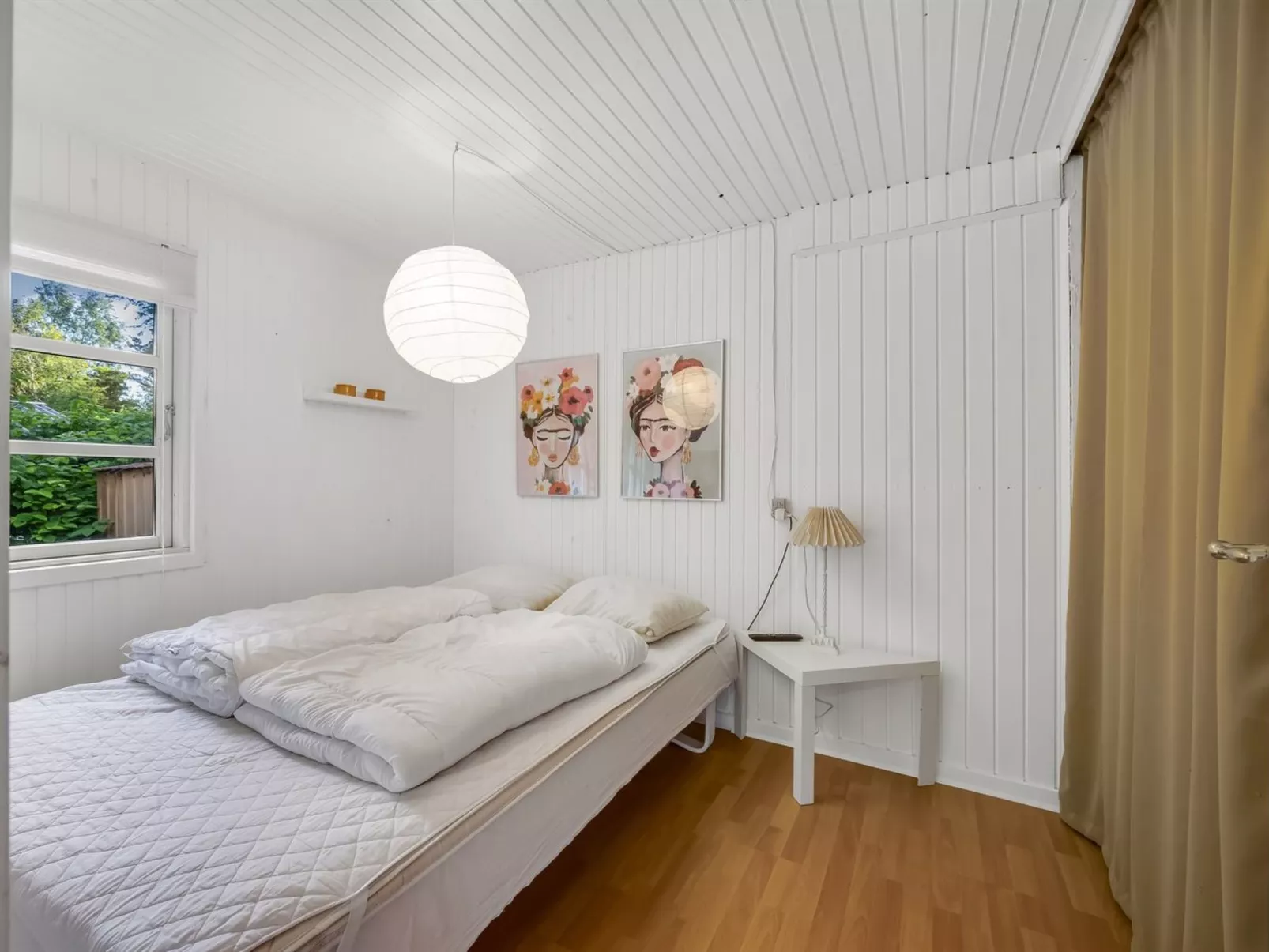 "Sunaj" -  from the sea-Binnen