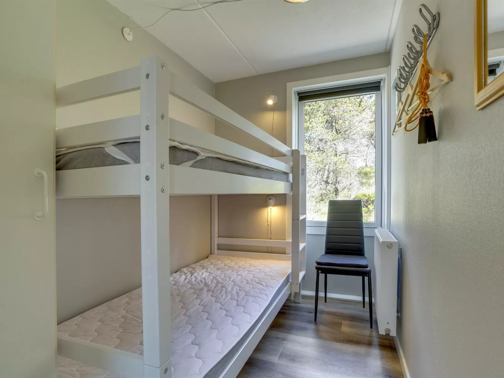 "Anouk" - 1.7km from the sea-Binnen