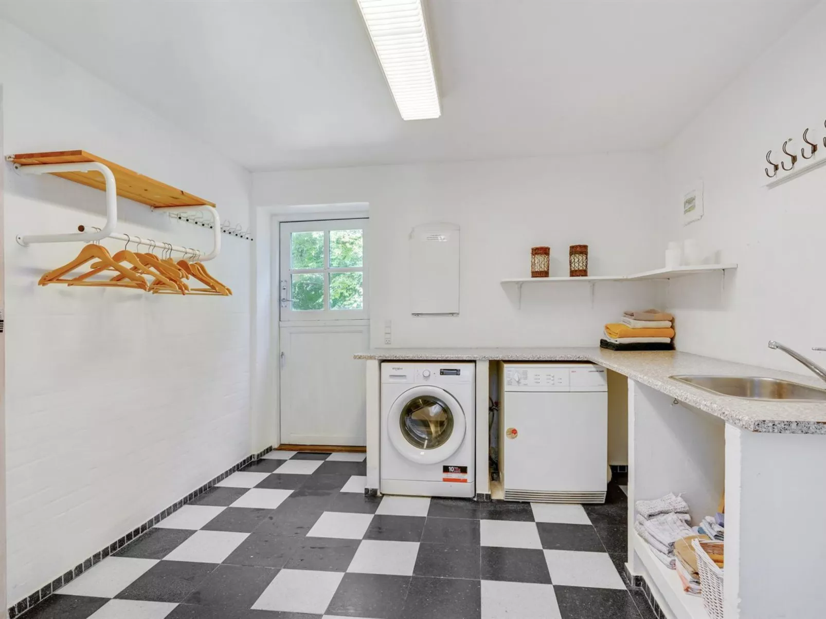 "Sirkku" - 320m from the sea-Binnen