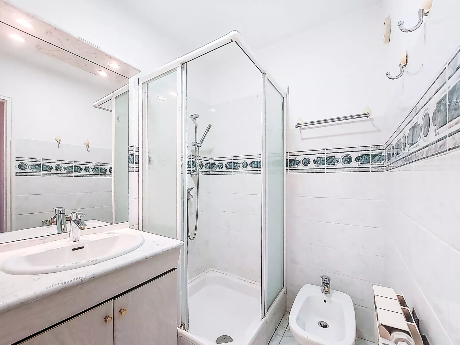 Le Grand Vallon-Binnen