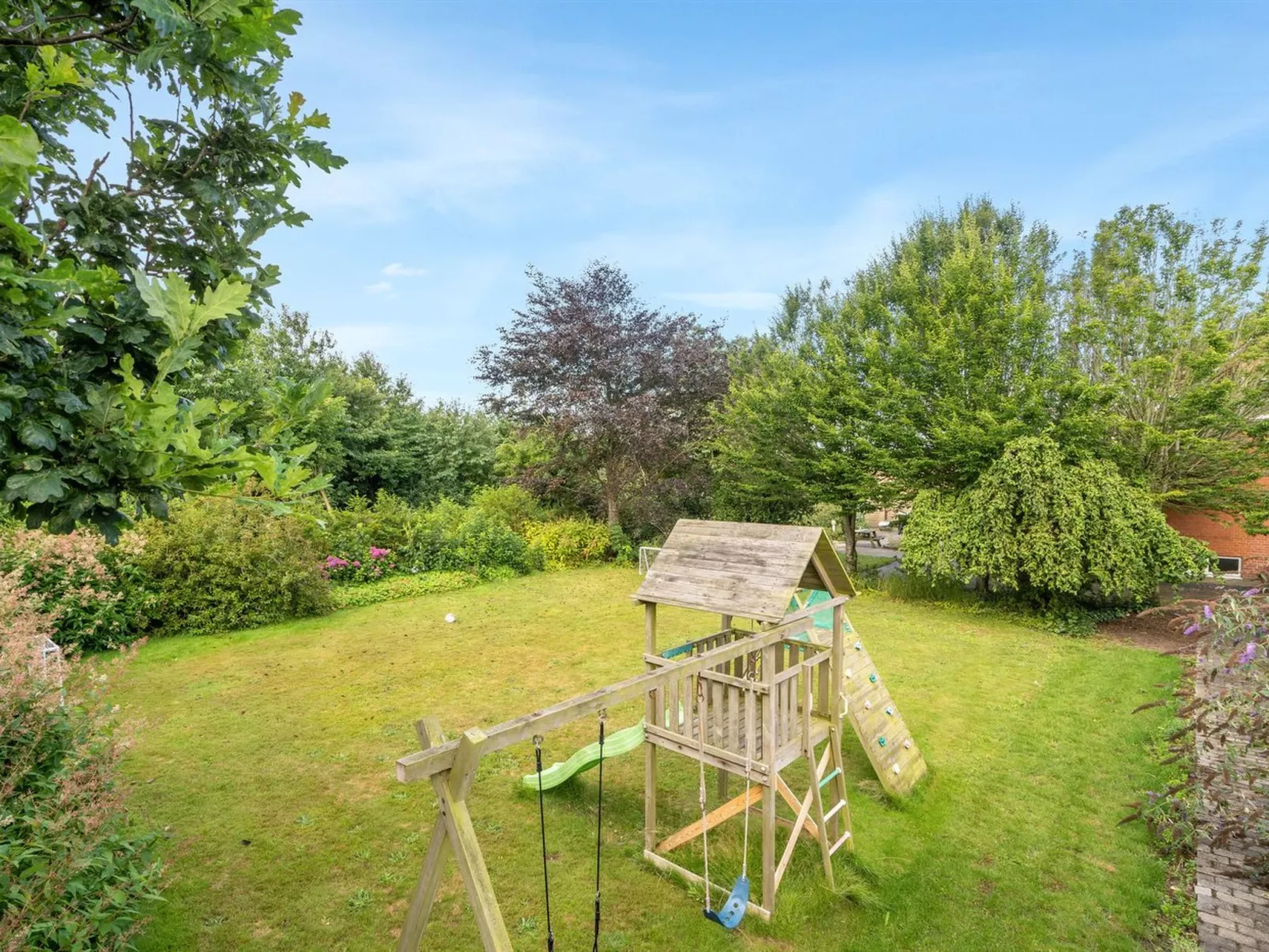 "Auguste" - 1.5km to the fjord-Buiten