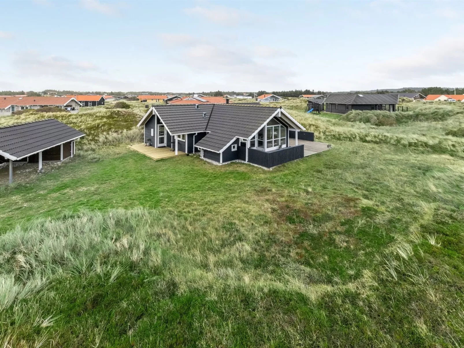 "Thyrger" - 550m from the sea-Buiten