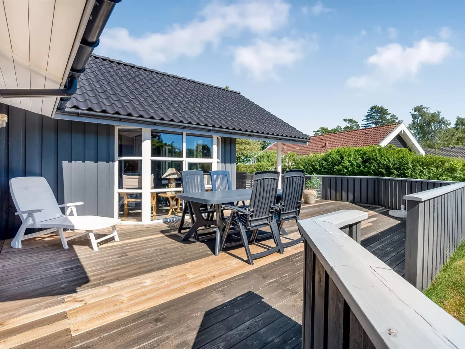 "Stryd" - 150m from the sea-Buiten