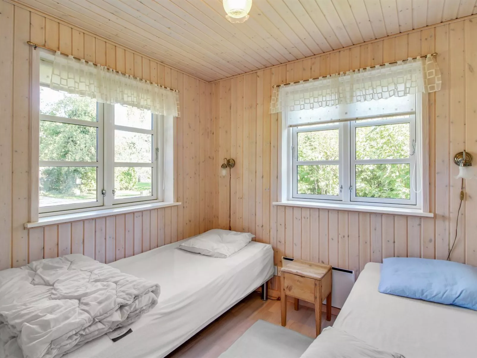 "Nela" - 300m from the sea-Binnen