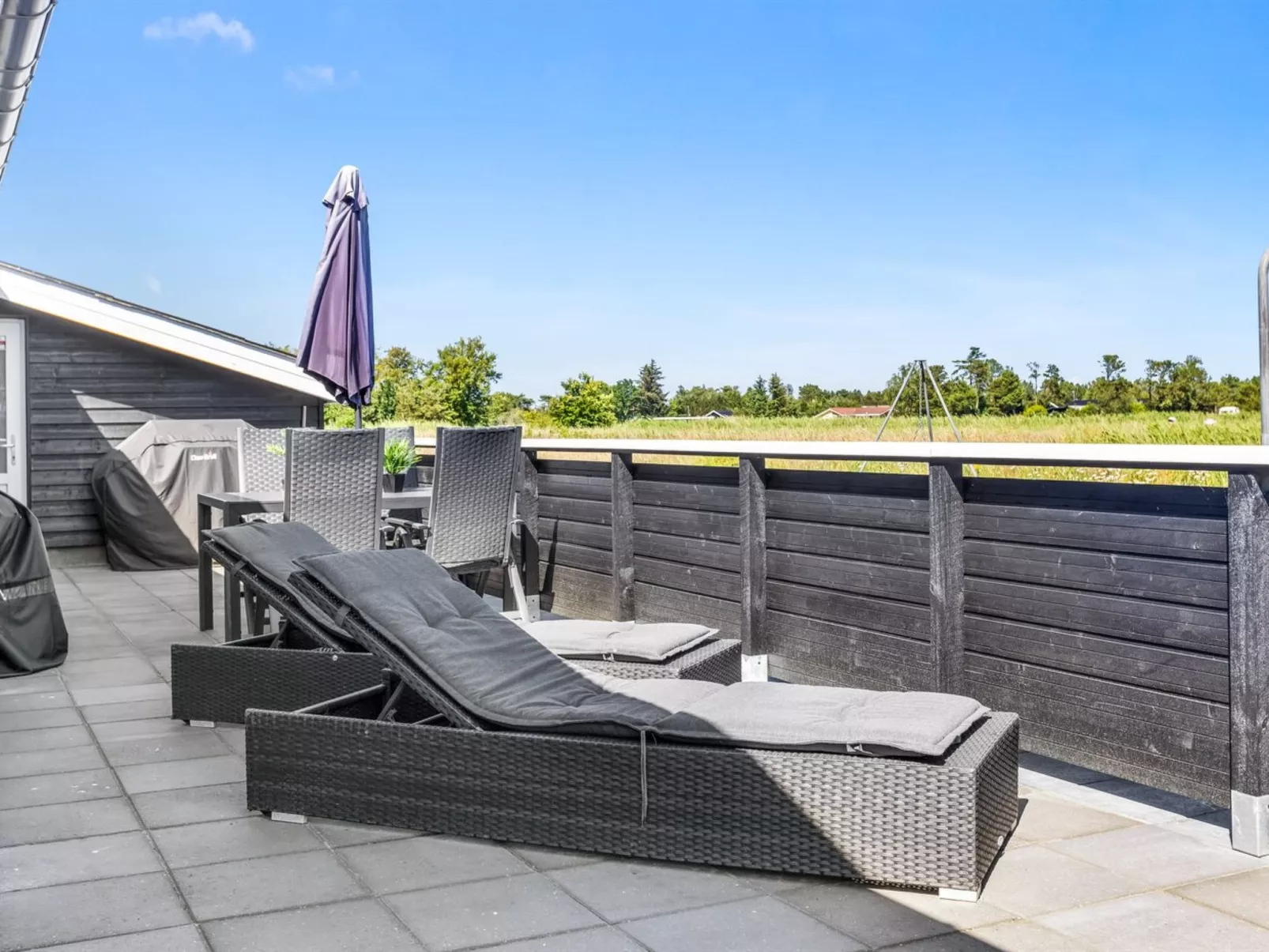 "Erna" - 400m from the sea-Buiten