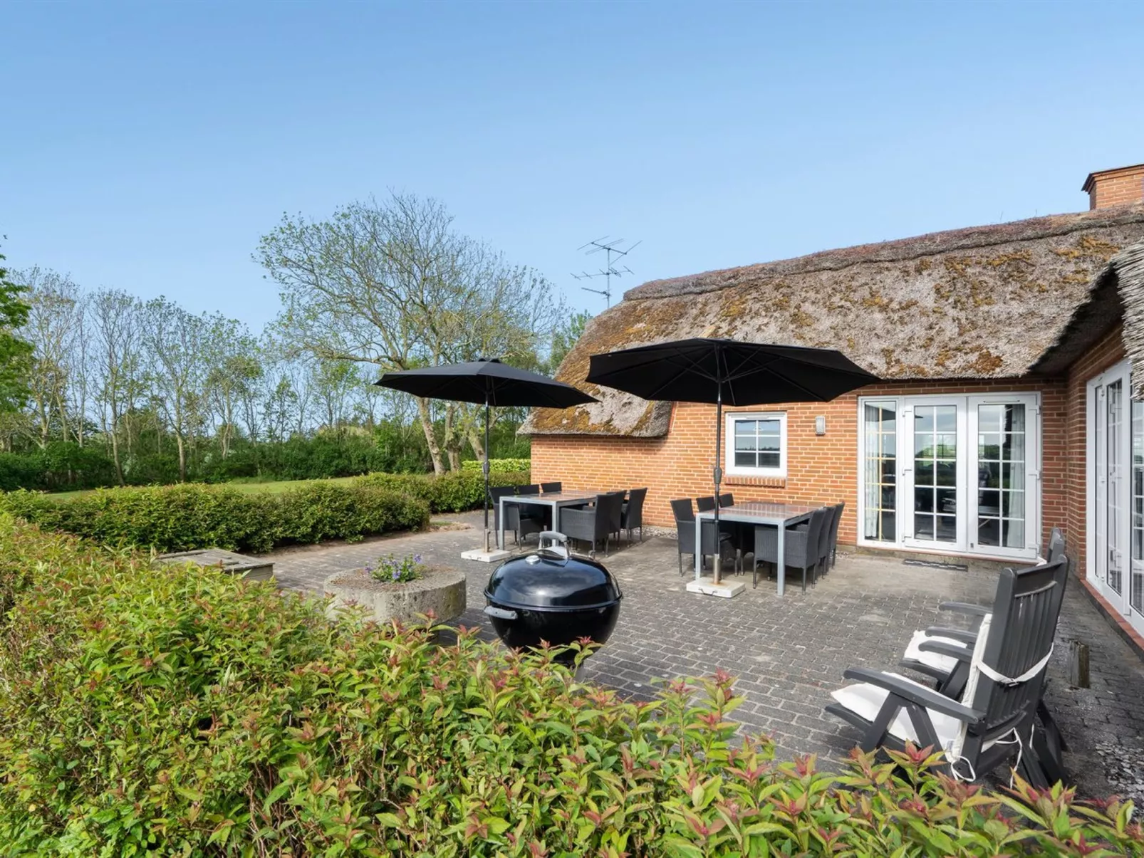 "Jügen" - 900m to the fjord-Buiten