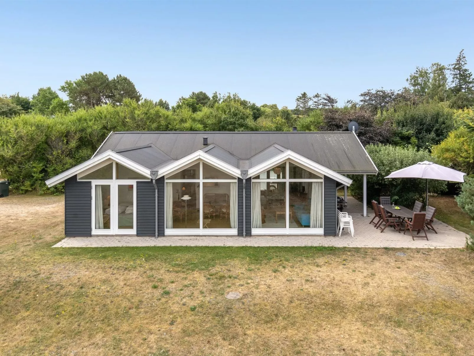 "Carmen" - 25m from the sea-Buiten