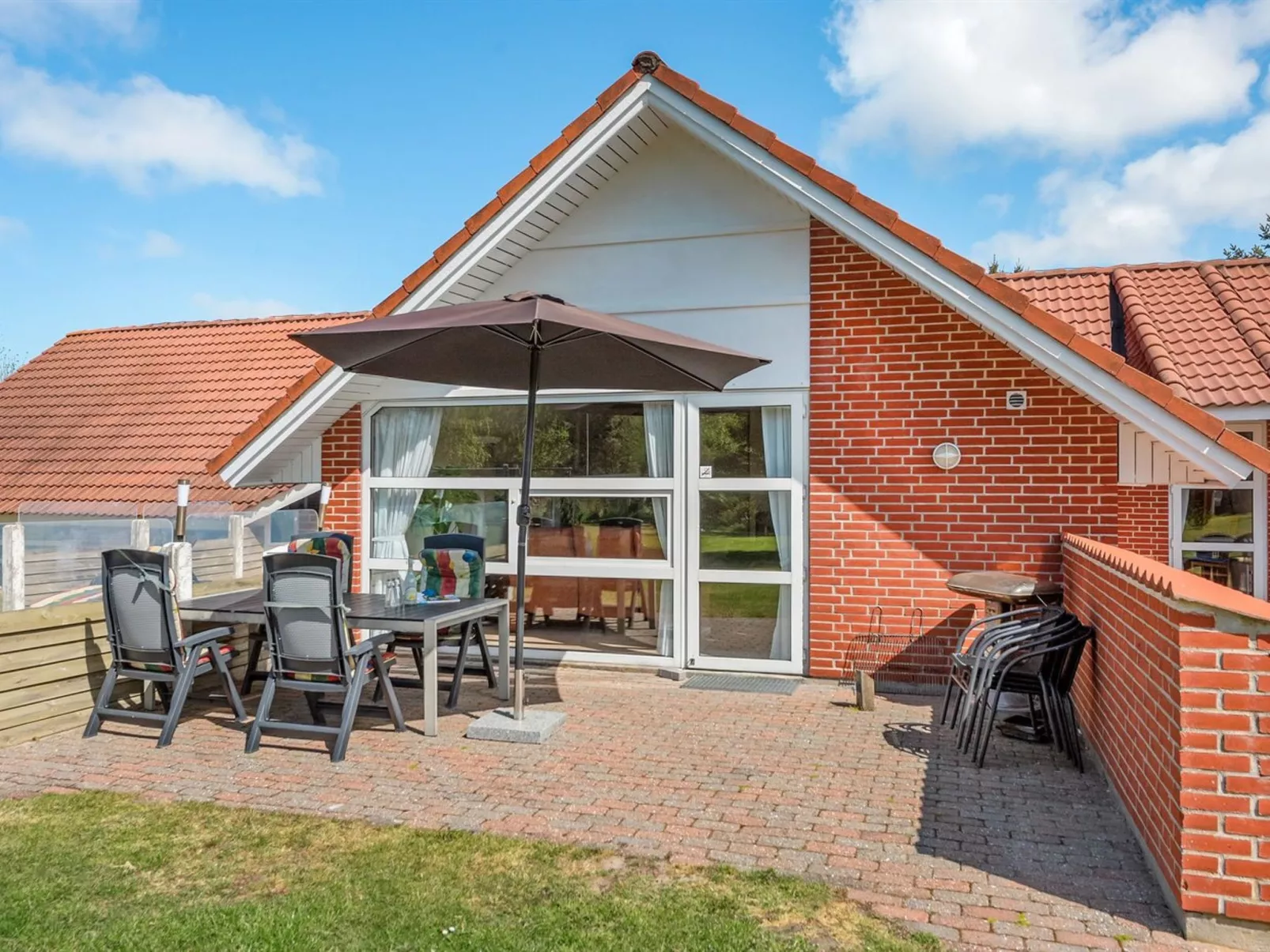 "Swening" - 2.1km from the sea-Buiten