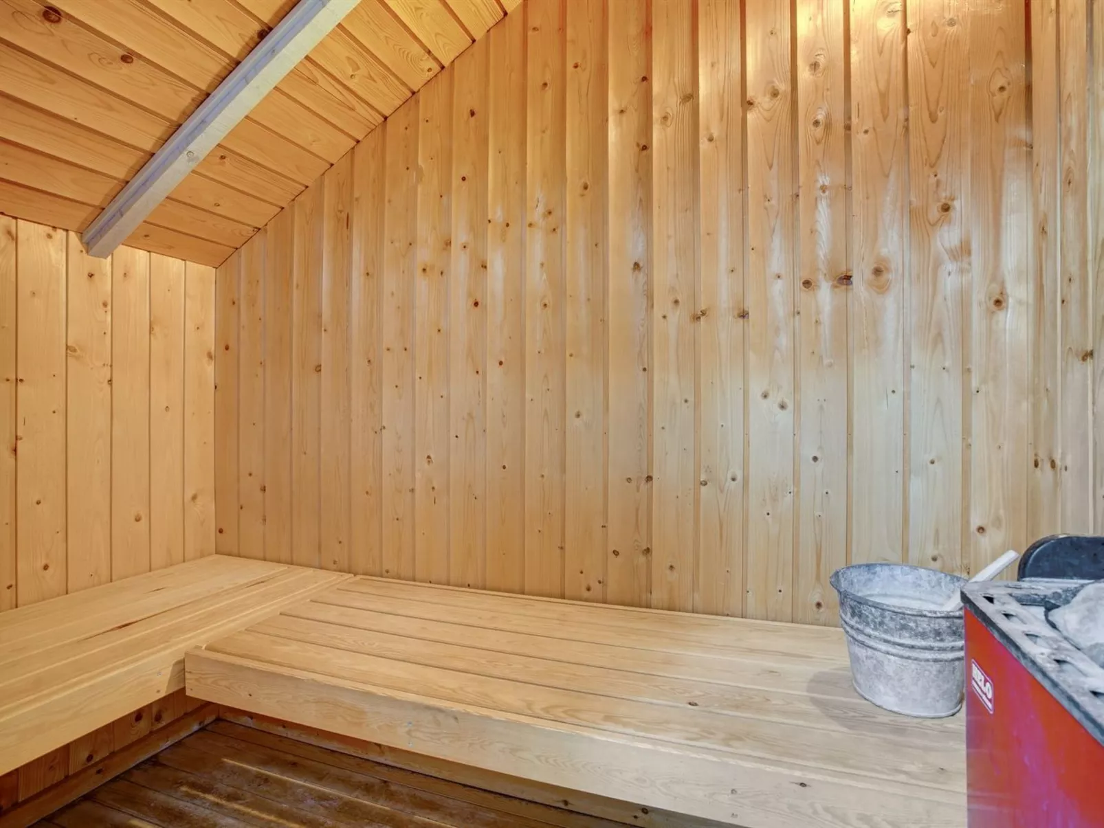 "Erly" - 500m from the sea-Binnen